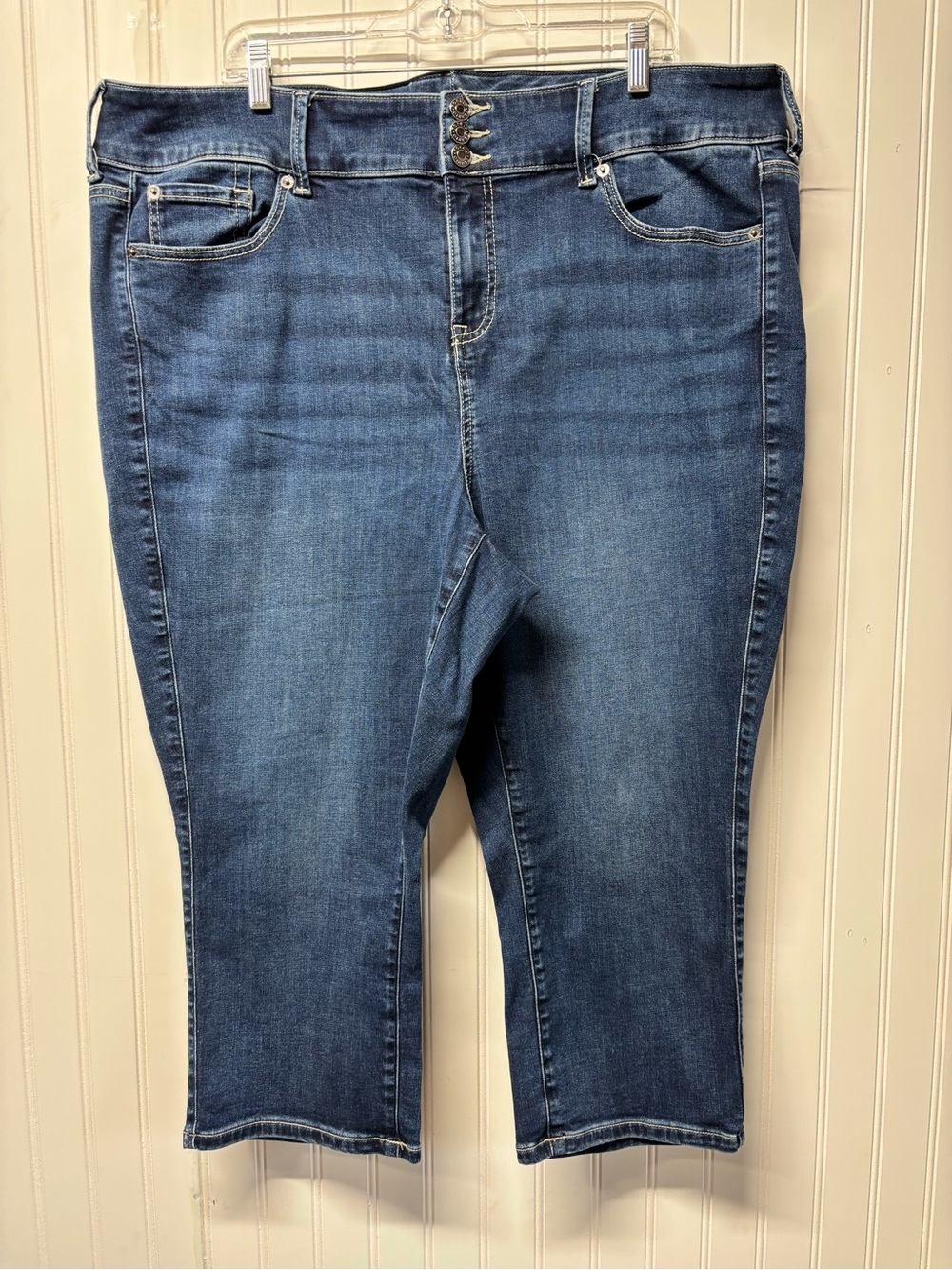 Torrid Crop Jegging Jeans Size 22